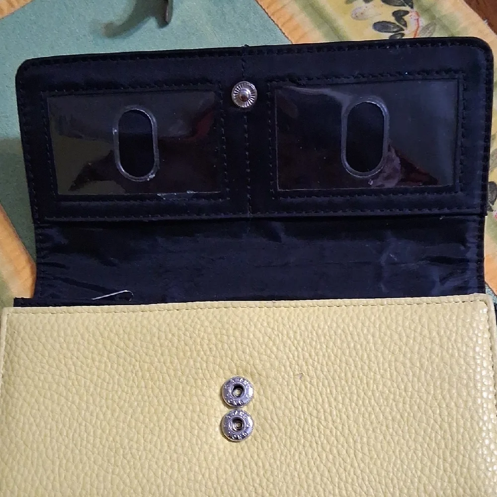 Yellow Textured Wallet - Picture 5 of 10